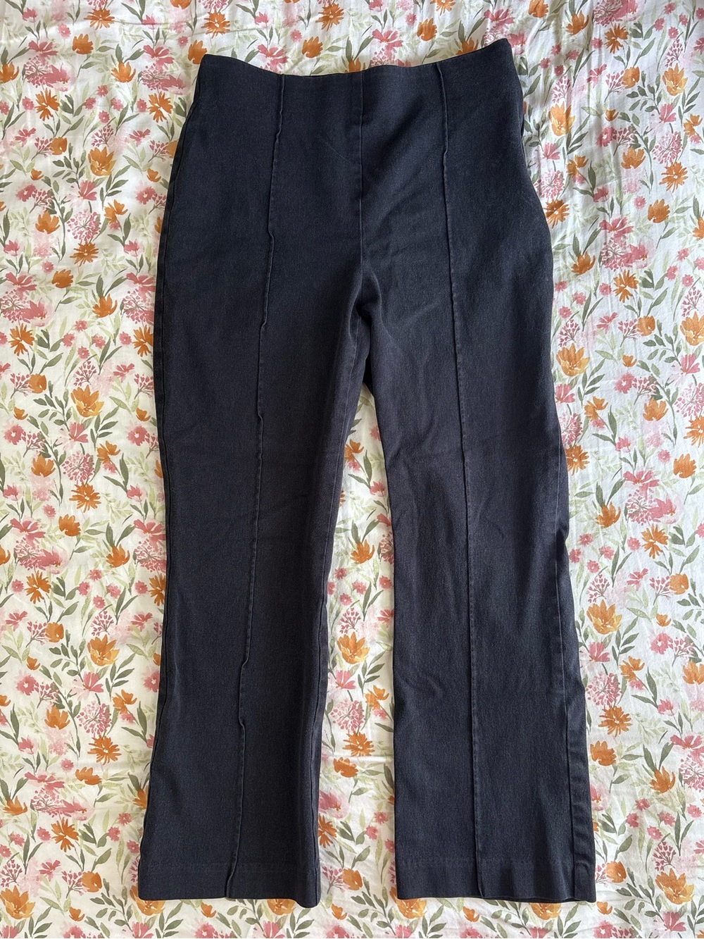 Loft Black Pleated High Waisted Straight Leg Pants Size 2 Professional Trousers